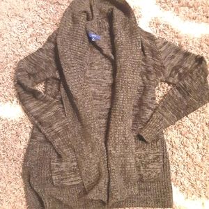 Women's Sz M Apt 9 Black w/Grey Sweater!